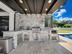 1550 SW 89th Ct, Miami FL 33174