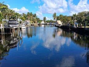 371 SE 3rd St, Pompano Beach FL 33060