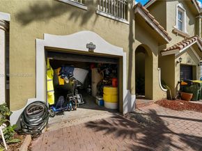 1449 SE 24th Rd, Homestead FL 33035