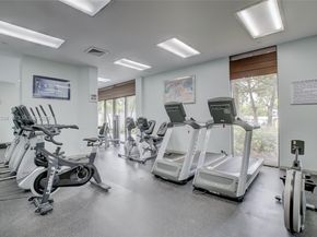 3600 Yacht Club Dr 703, Aventura FL 33180