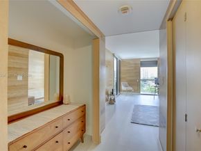 3600 Yacht Club Dr 703, Aventura FL 33180