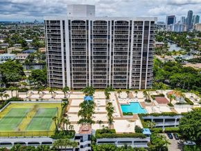 3600 Yacht Club Dr 703, Aventura FL 33180