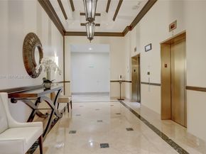 3600 Yacht Club Dr 703, Aventura FL 33180