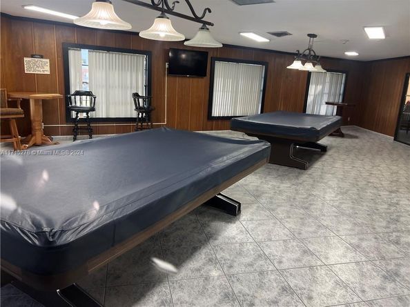 4090 NW 42nd Ave 204, Lauderdale Lakes FL 33319
