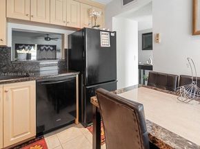 4090 NW 42nd Ave 204, Lauderdale Lakes FL 33319