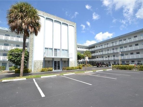 4090 NW 42nd Ave 204, Lauderdale Lakes FL 33319