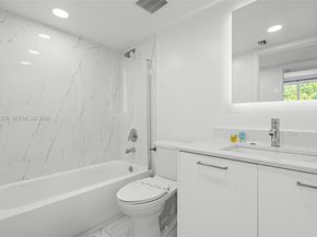 1850 Monroe St 310, Hollywood FL 33020