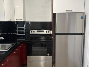 2222 Jackson St 6E, Hollywood FL 33020