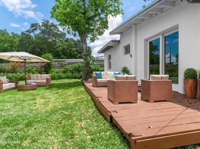 75 NW 125th St, North Miami FL 33168