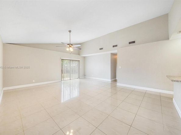 702 SW 79th Ave, North Lauderdale FL 33068