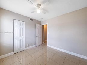 702 SW 79th Ave, North Lauderdale FL 33068