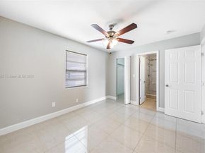 702 SW 79th Ave, North Lauderdale FL 33068