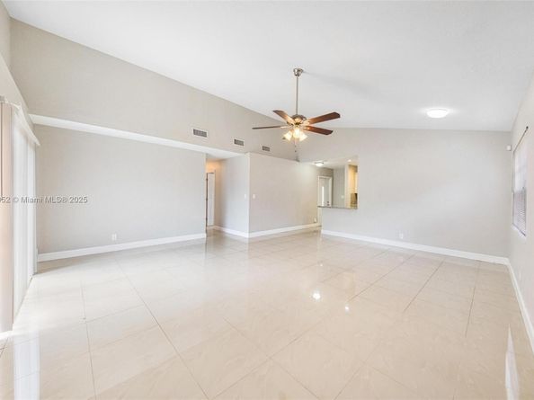 702 SW 79th Ave, North Lauderdale FL 33068