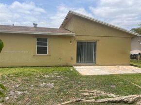 702 SW 79th Ave, North Lauderdale FL 33068