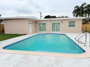 4241 Thomas St, Hollywood FL 33021