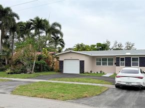 4241 Thomas St, Hollywood FL 33021