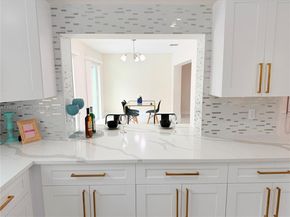 4241 Thomas St, Hollywood FL 33021