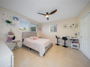 3455 SW 75th Ct, Miami FL 33155