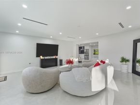 2825 SW 79th Ct, Miami FL 33155