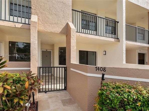 7408 Fairfax Dr 108, Tamarac FL 33321