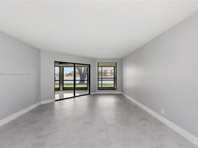 7408 Fairfax Dr 108, Tamarac FL 33321