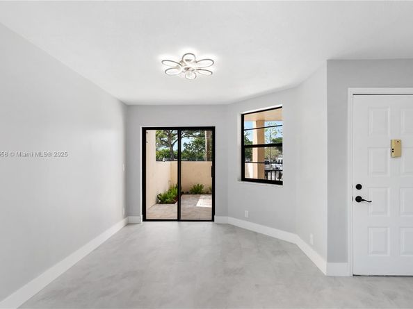 7408 Fairfax Dr 108, Tamarac FL 33321