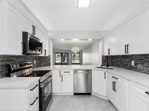 7408 Fairfax Dr 108, Tamarac FL 33321