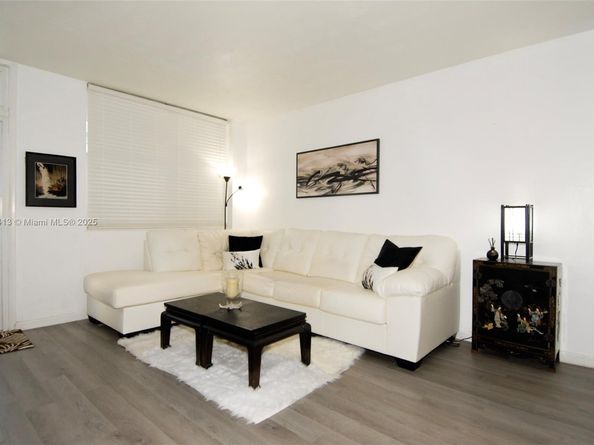 4250 Galt Ocean Dr 2J, Fort Lauderdale FL 33308