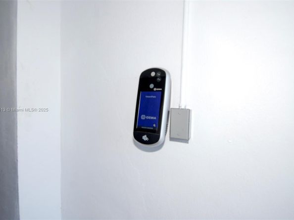 4250 Galt Ocean Dr 2J, Fort Lauderdale FL 33308