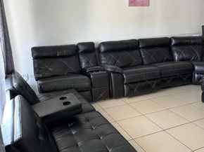 3242 NW 203rd St, Miami Gardens FL 33056