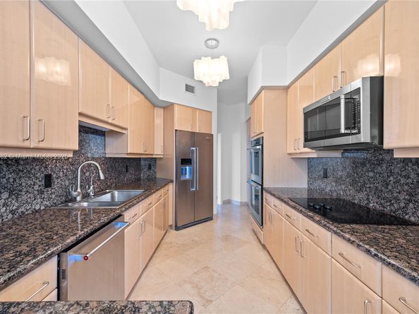 6051 N Ocean Dr 1602, Hollywood FL 33019