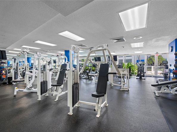 6051 N Ocean Dr 1602, Hollywood FL 33019