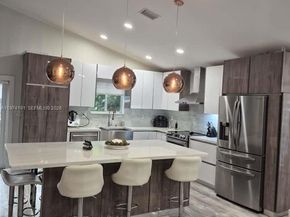 2908 N 36th Ave, Hollywood FL 33021