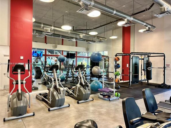 680 NE 64th St A516, Miami FL 33138