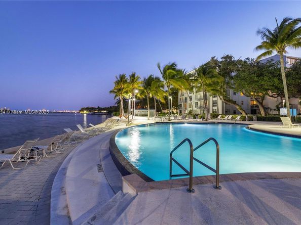 680 NE 64th St A516, Miami FL 33138