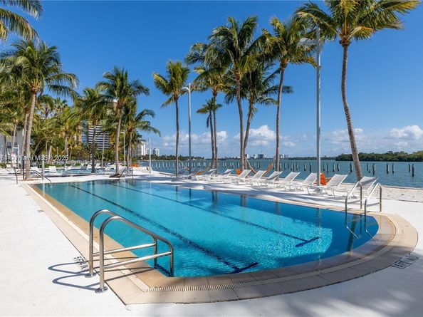 680 NE 64th St A516, Miami FL 33138