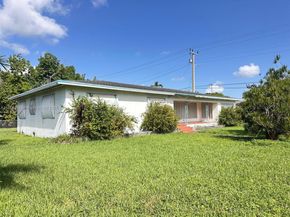 102 SW 1st Ave, Hallandale Beach FL 33009