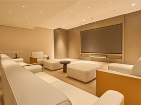 300 Biscayne Boulevard Way 4007W, Miami FL 33131