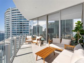 300 Biscayne Boulevard Way 4007W, Miami FL 33131