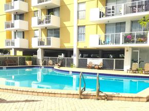 2020 NE 135th St 506, North Miami FL 33181