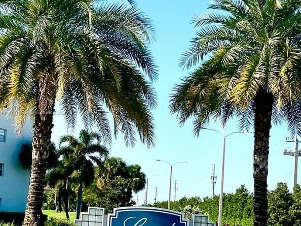 Undisclosed Address #A11841709, Boca Raton FL 33434