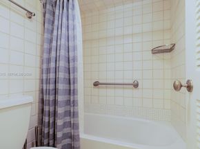 2901 S Bayshore Dr 2H, Miami FL 33133