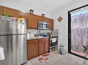 3669 SE 2nd Ct, Homestead FL 33033