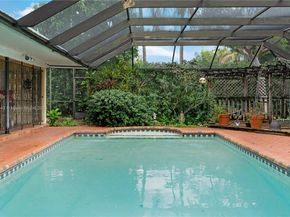 7380 SW 130th St, Pinecrest FL 33156