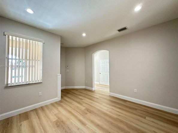 10973 SW 238th Ter, Miami FL 33032