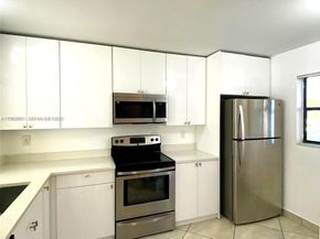 9022 NW 28th Dr 2206, Coral Springs FL 33065