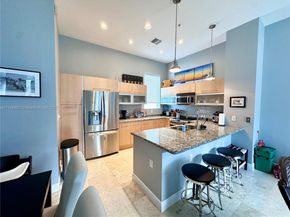 317 NE 7th St 317, Fort Lauderdale FL 33304