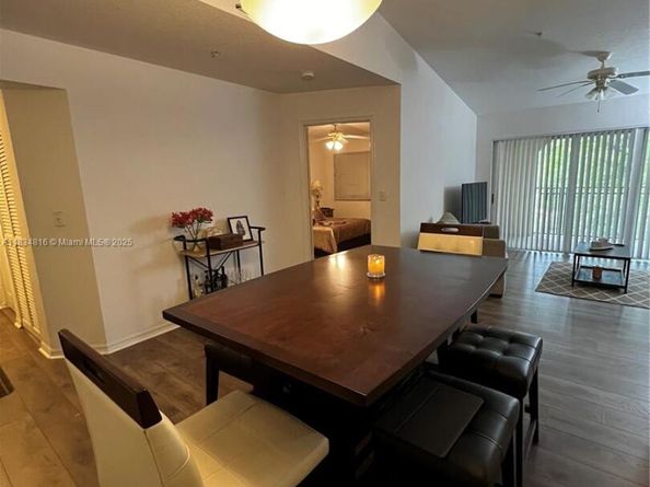 2548 Centergate Dr 301, Miramar FL 33025