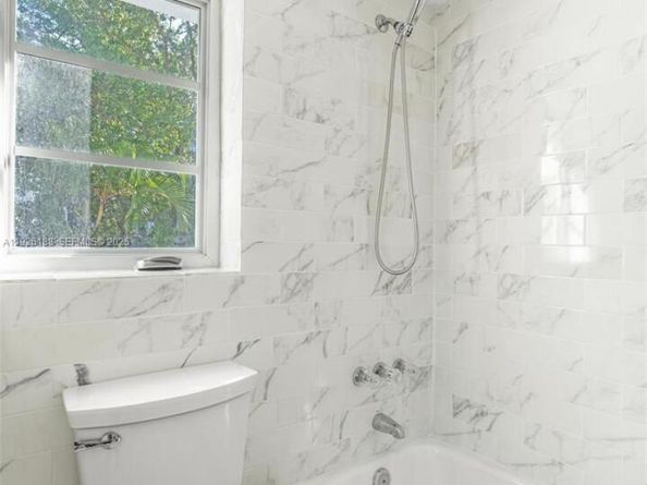 1820 James Ave 2A, Miami Beach FL 33139