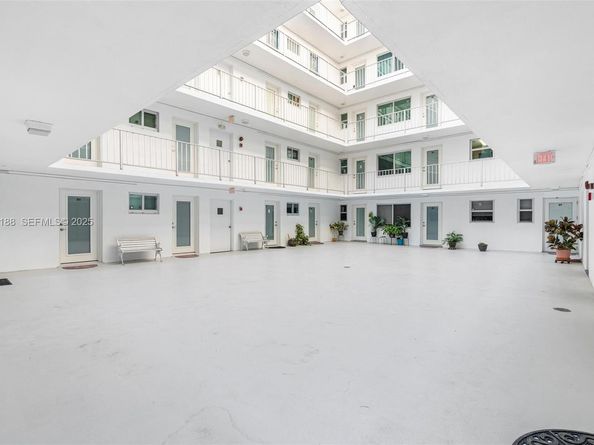 1820 James Ave 2A, Miami Beach FL 33139